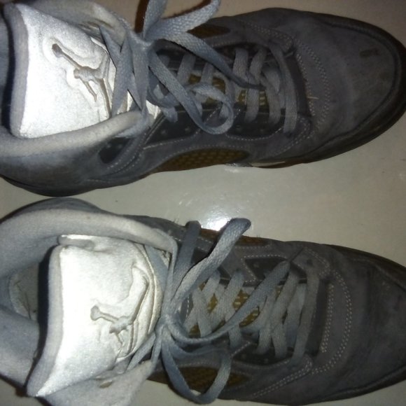 Size 12 -Nike Air  Jordan 5 Retro Wolf Grey 2011 main image 9